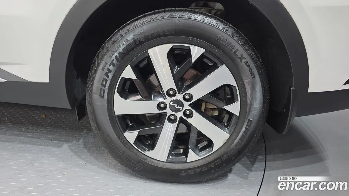 Kia Sorento — фото 5