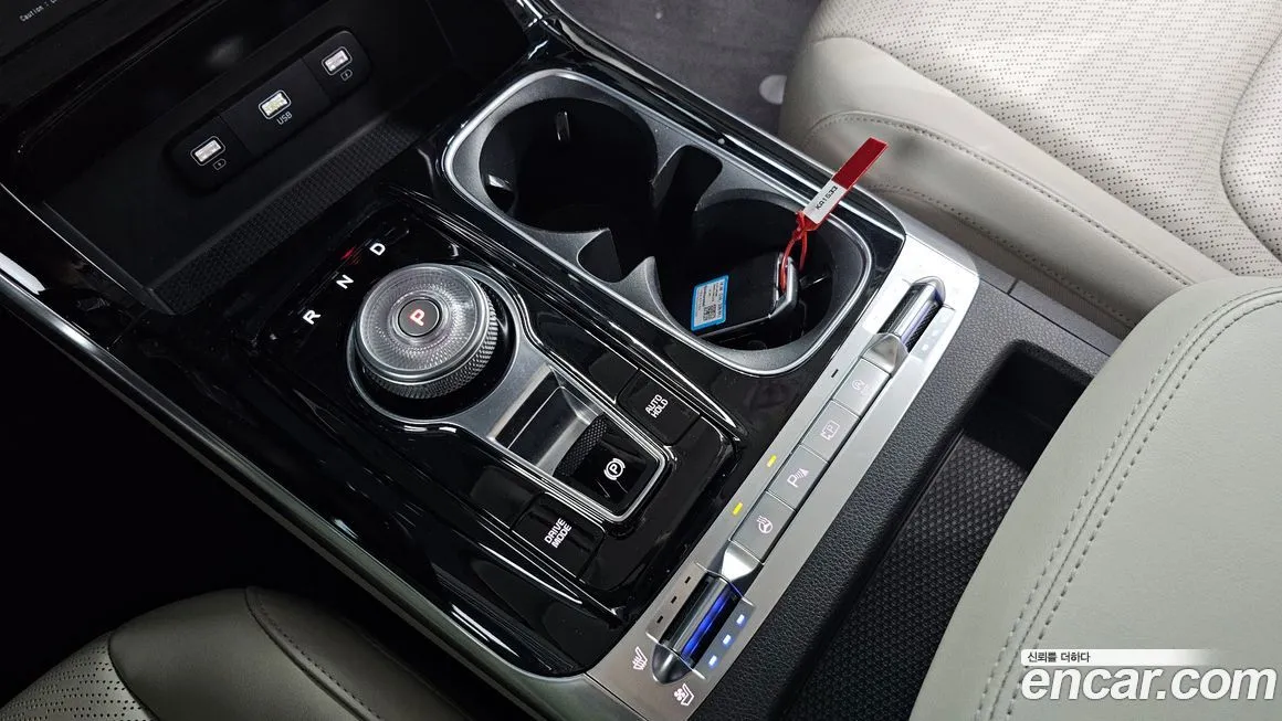 Kia Carnival — фото 9