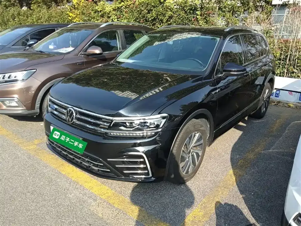 Volkswagen Tiguan L New Energy — фото 1