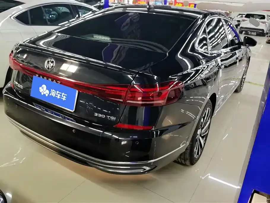 Volkswagen Passat — фото 3