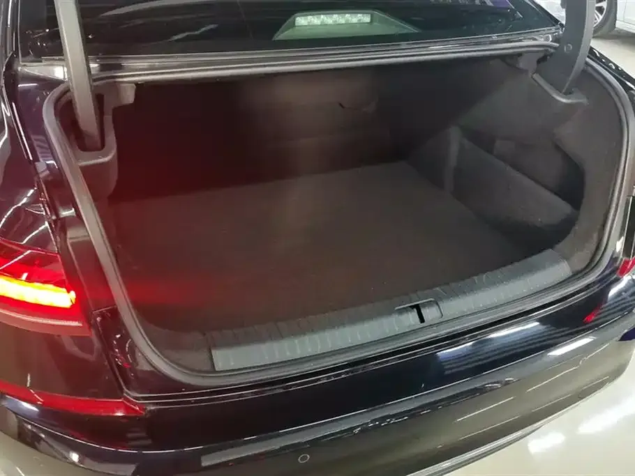 Volkswagen Passat — фото 4
