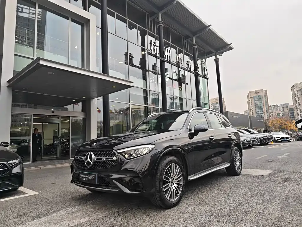 Mercedes-Benz GLC — фото 1