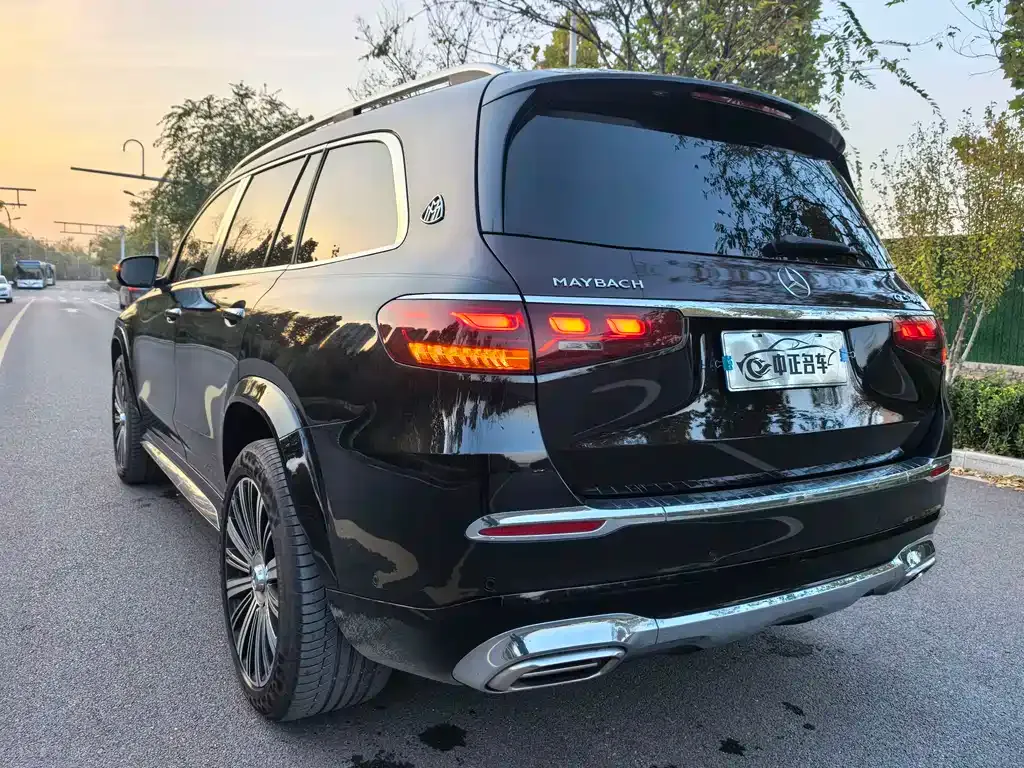 Mercedes-Benz GLS — фото 4