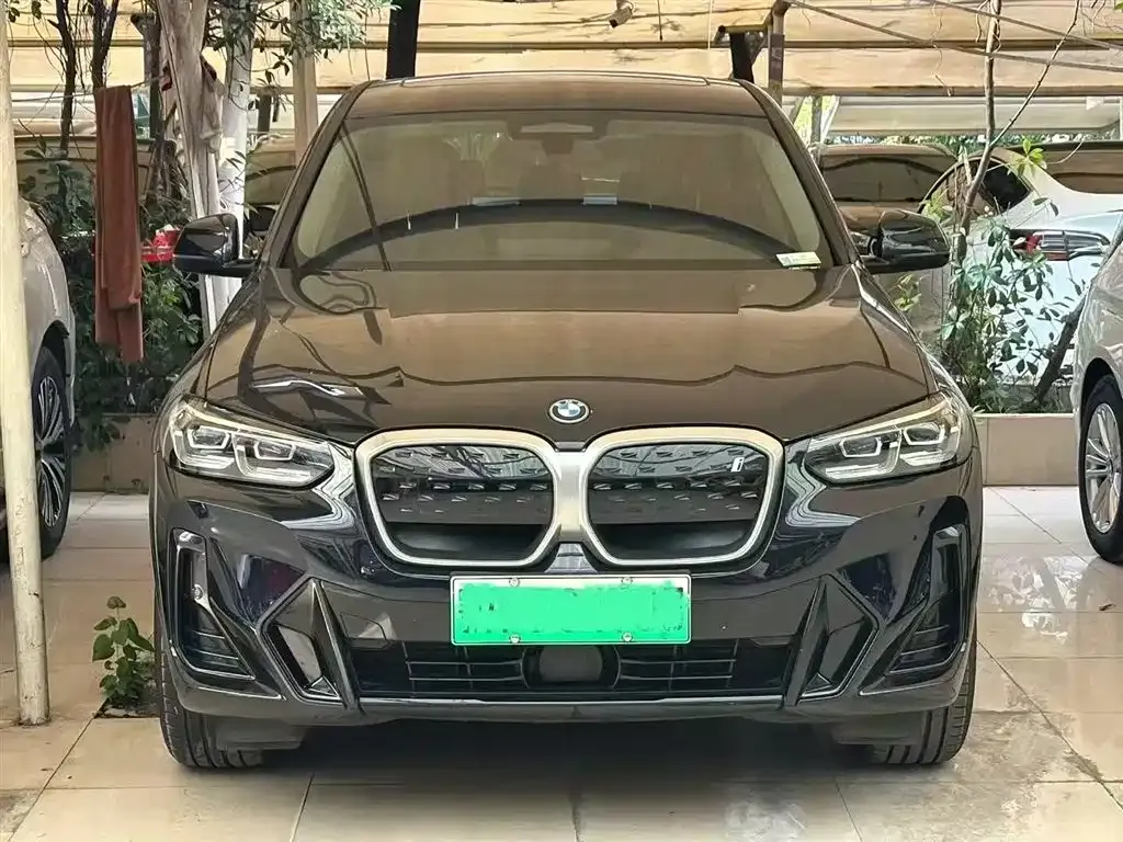 BMW iX3 — фото 2
