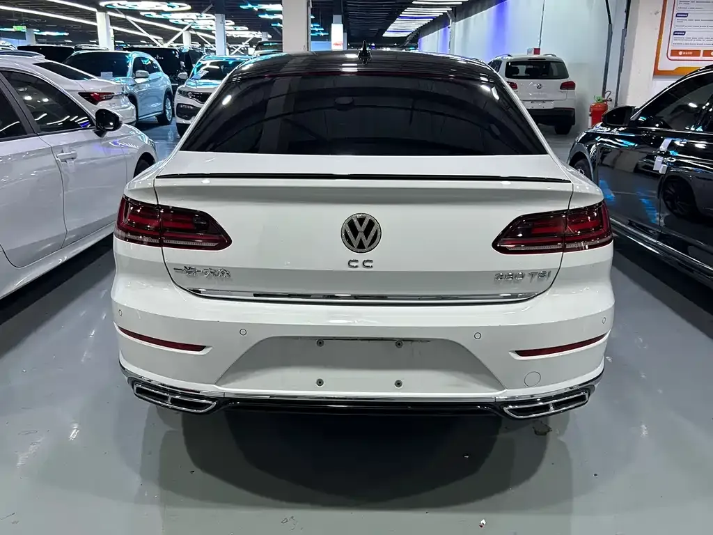 Volkswagen CC — фото 9