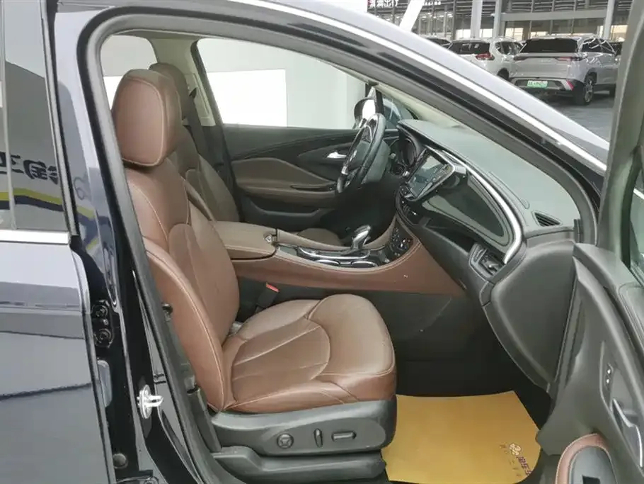 Buick Envision Plus — фото 8
