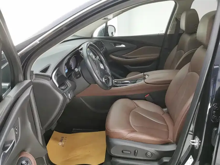 Buick Envision Plus — фото 9