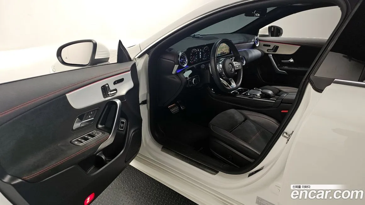 Mercedes-Benz CLA-Class — фото 10