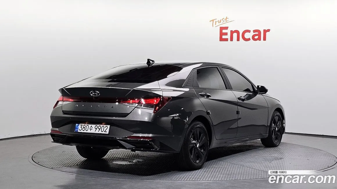 Hyundai AVANTE — фото 2