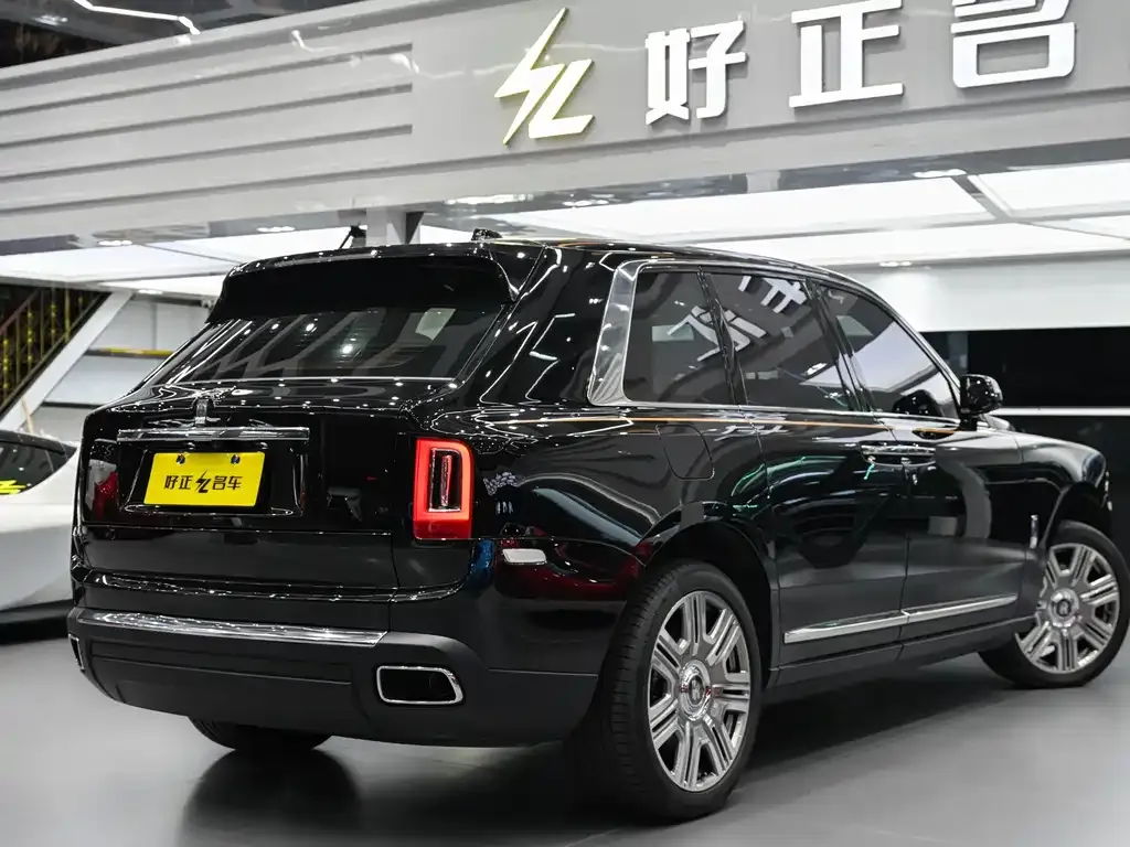 Rolls-Royce Cullinan — фото 4