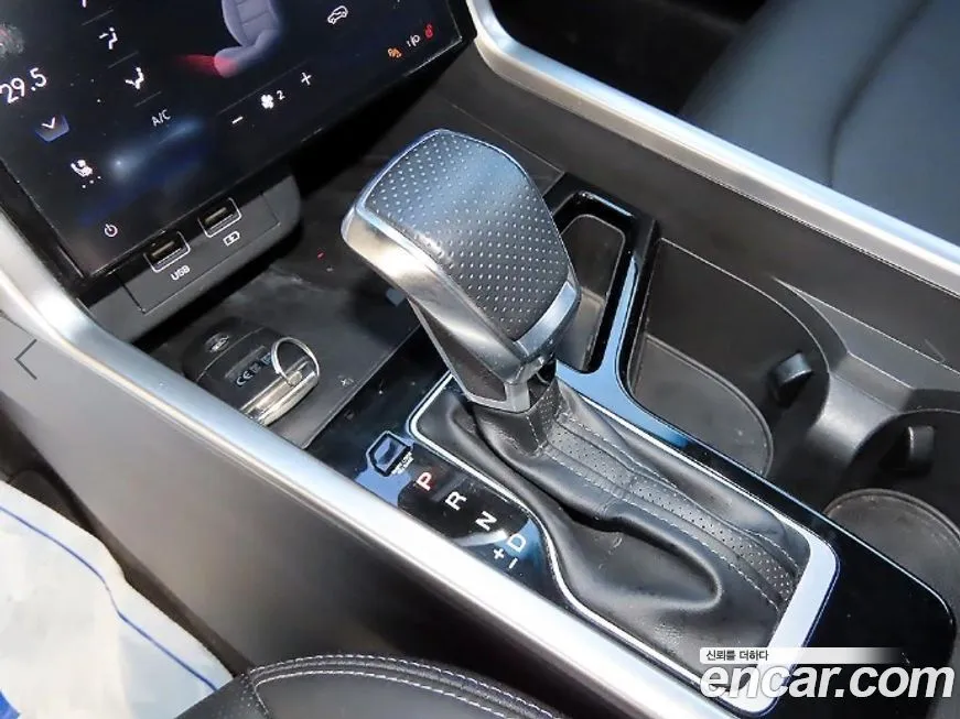 KG Mobility (Ssangyong) Torres — фото 10