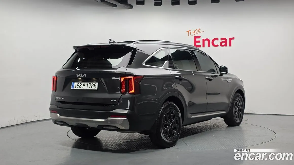 Kia Sorento — фото 2