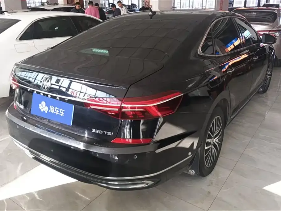 Volkswagen Passat — фото 3