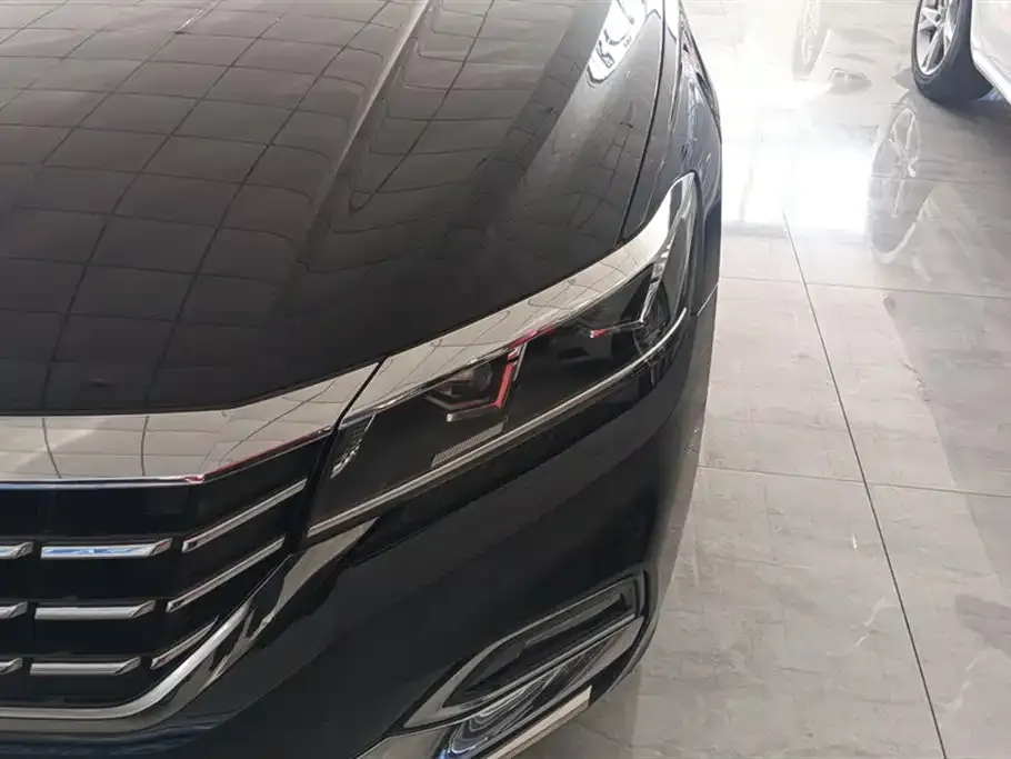 Volkswagen Passat — фото 5