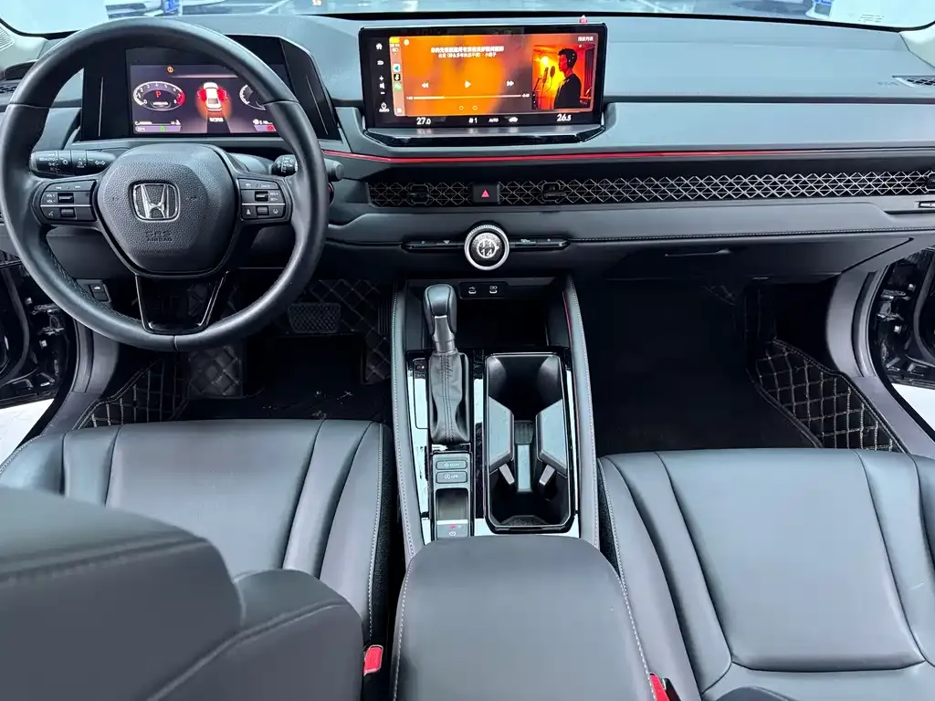 Honda Accord — фото 10