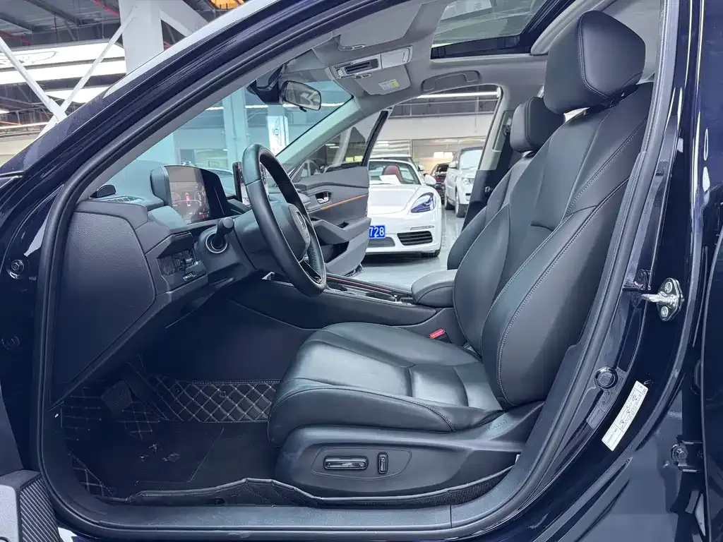 Honda Accord — фото 4