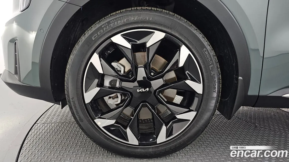 Kia Sorento — фото 5