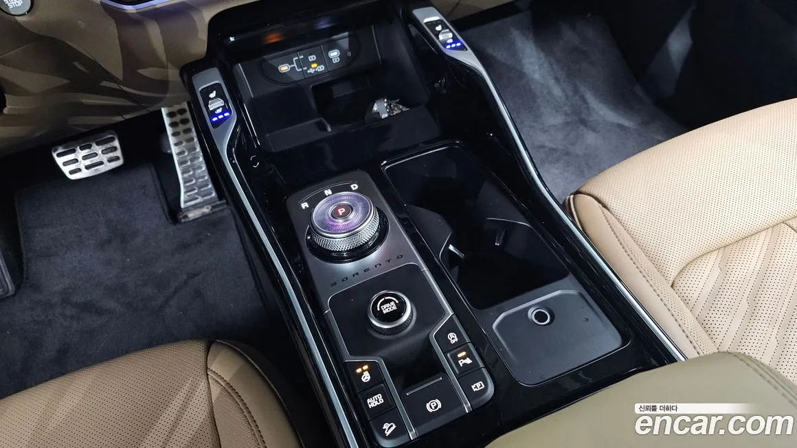 Kia Sorento — фото 9