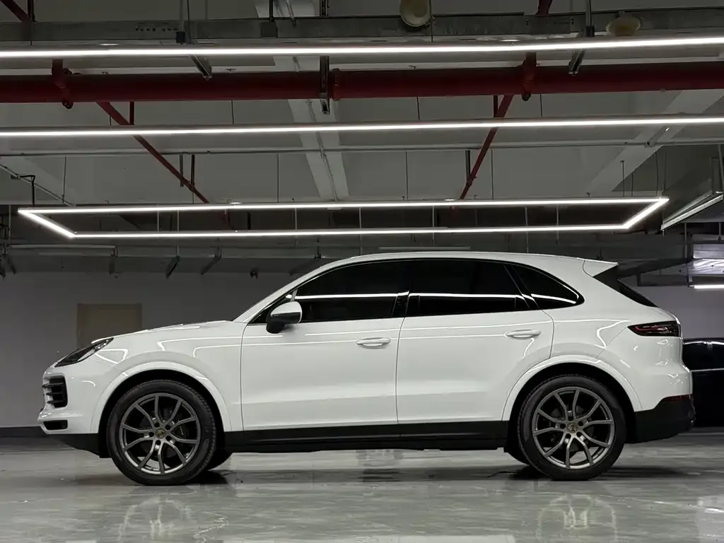 Porsche Cayenne — фото 3