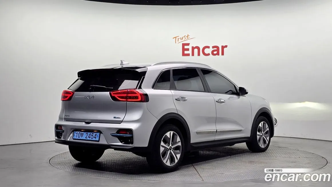Kia Niro — фото 2