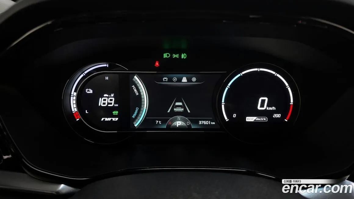 Kia Niro — фото 8