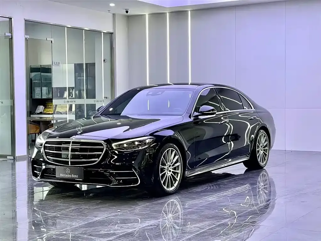 Mercedes-Benz S-Class — фото 1