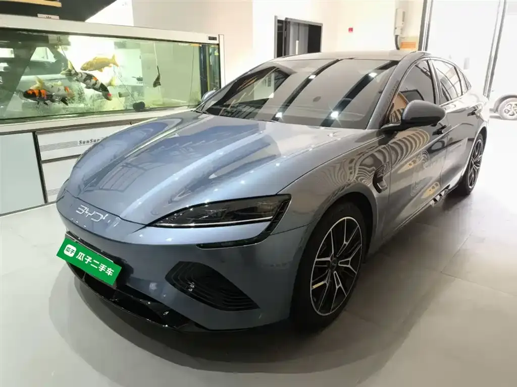 BYD Seal — фото 1