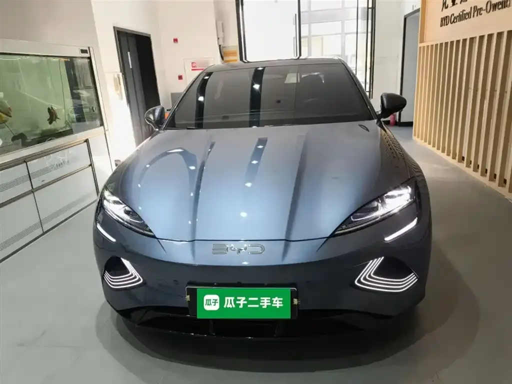 BYD Seal — фото 3