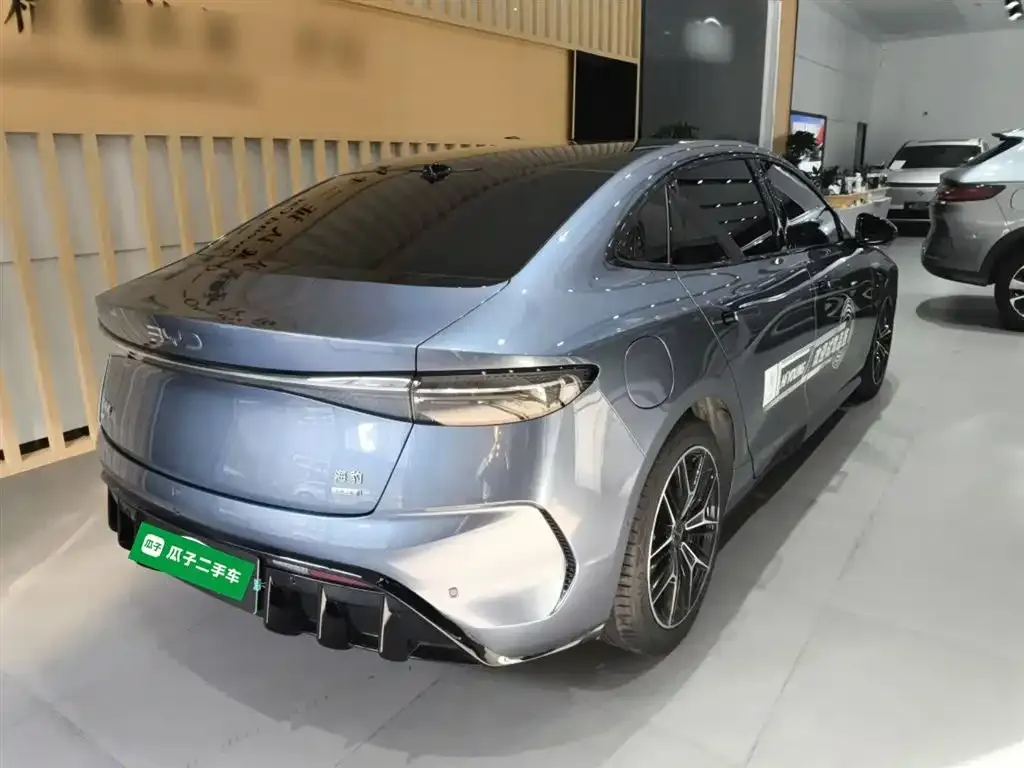 BYD Seal — фото 7