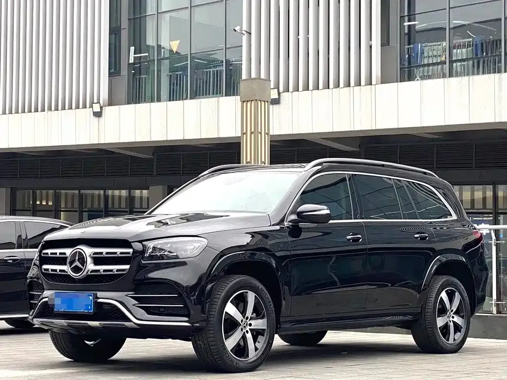 Mercedes-Benz GLS — фото 1