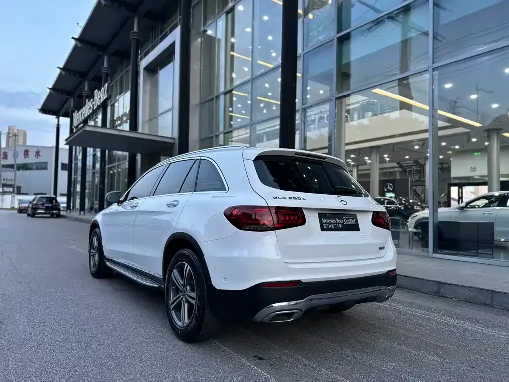 Mercedes-Benz GLC — фото 2