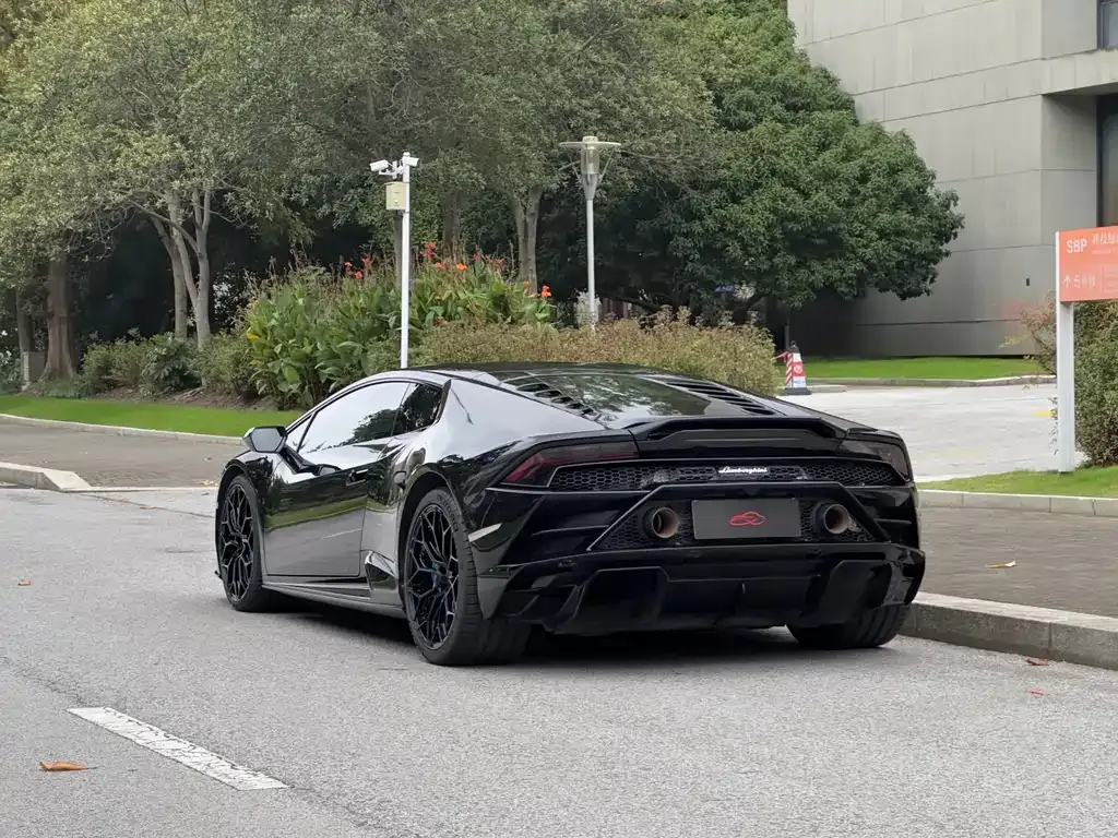 Lamborghini Huracan — фото 5