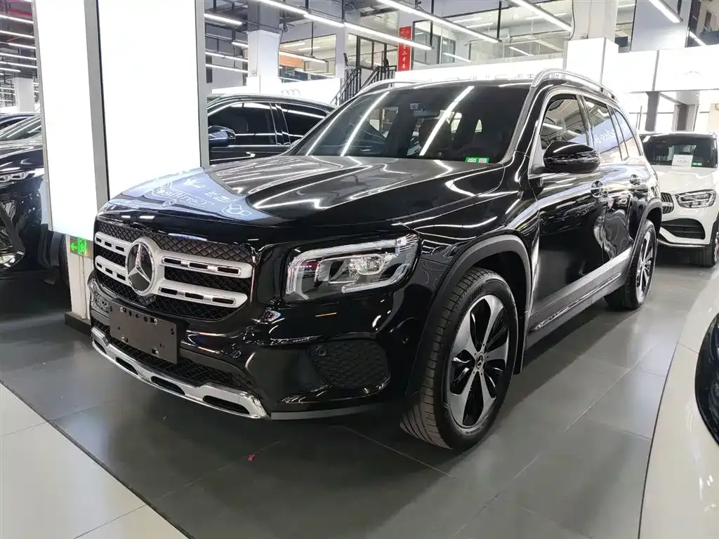 Mercedes-Benz GLB — фото 2