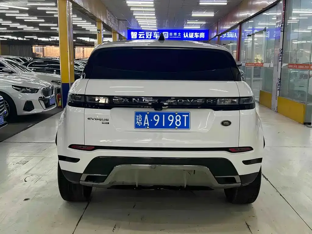 Land Rover Evoque — фото 8