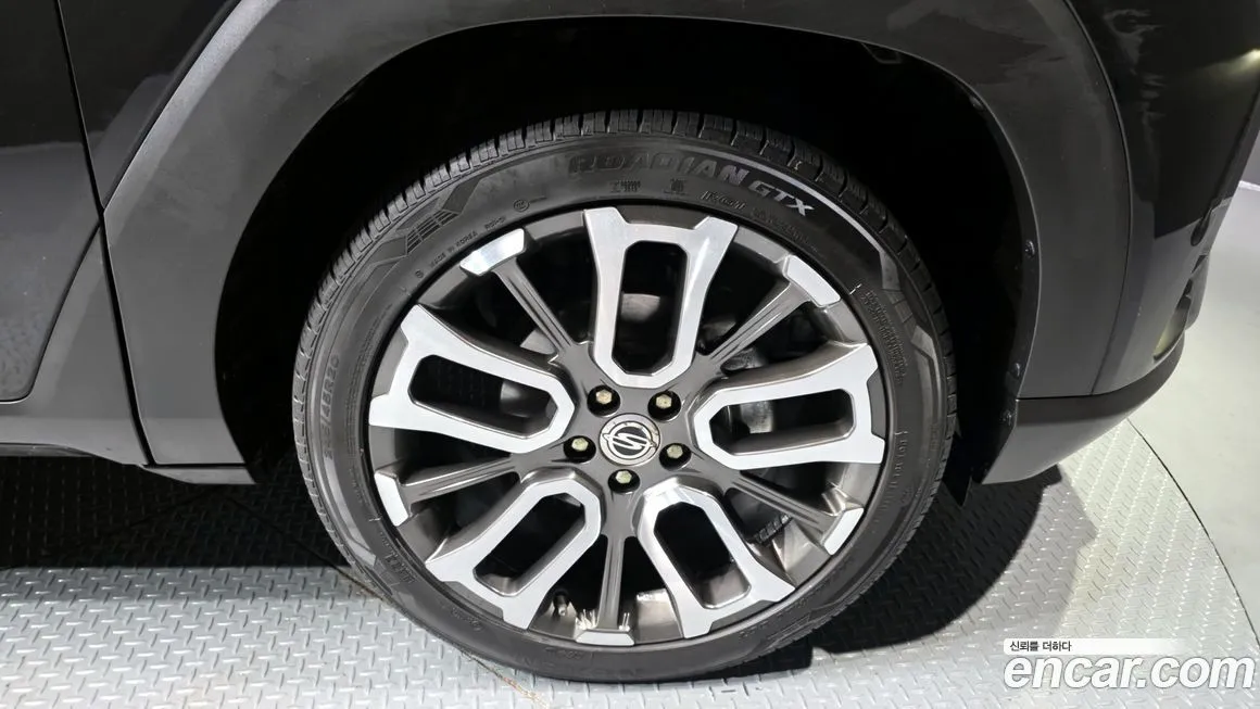 KG Mobility (Ssangyong) Torres — фото 5