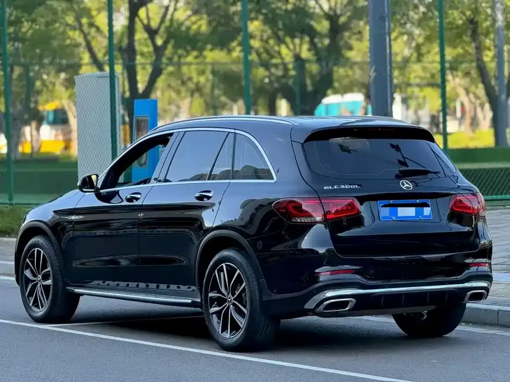 Mercedes-Benz GLC — фото 10