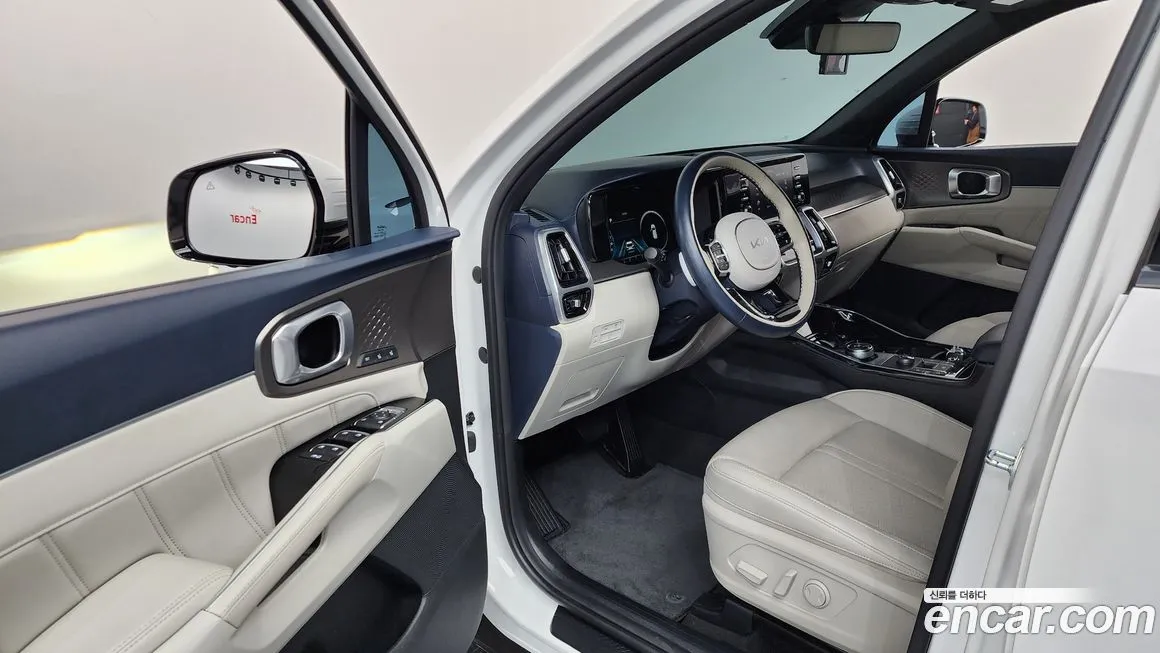 Kia Sorento — фото 10