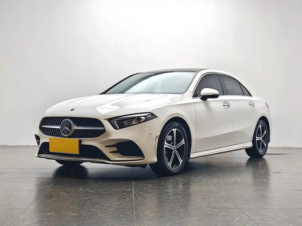 Mercedes-Benz A-Class — фото 1