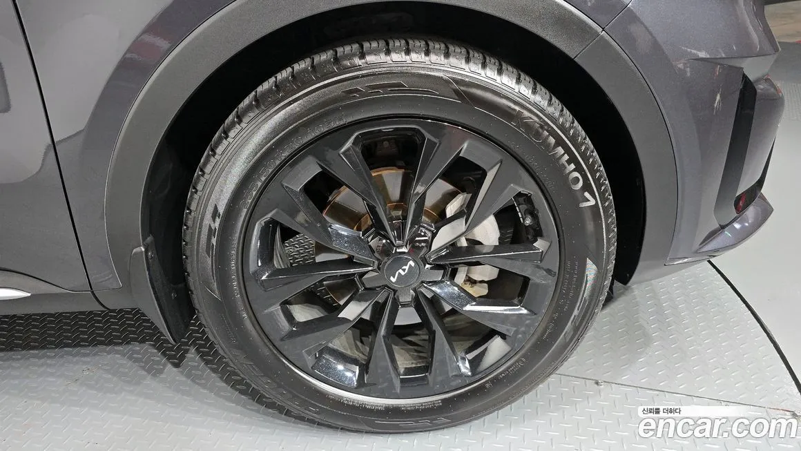 Kia Sorento — фото 5