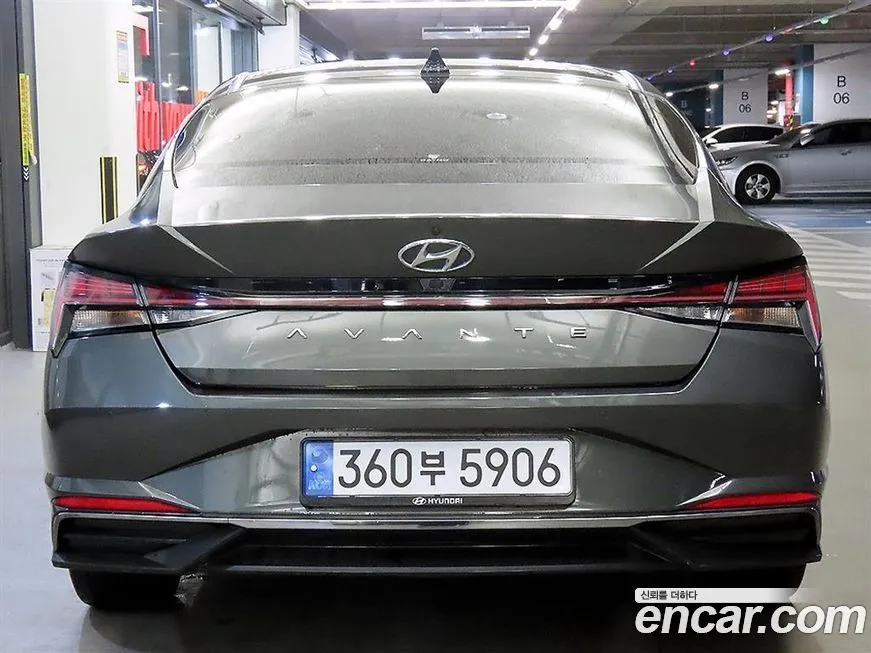 Hyundai AVANTE — фото 5