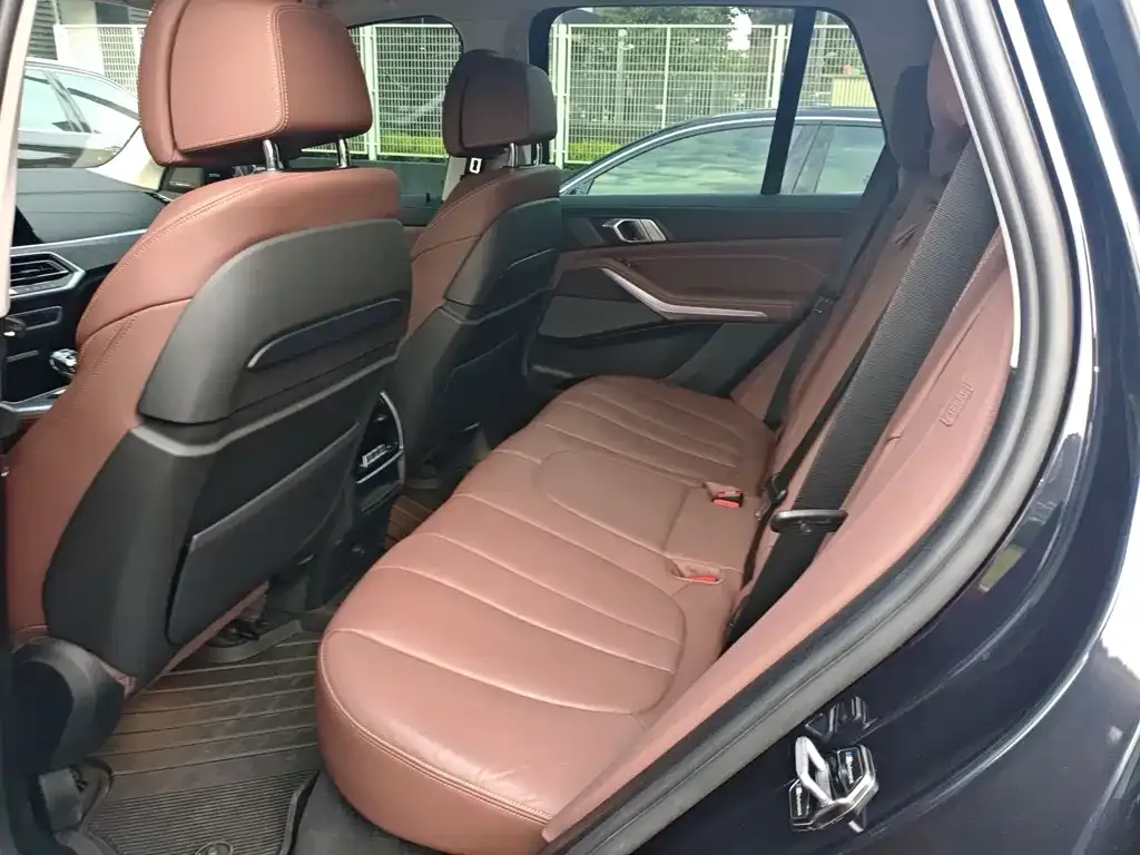 BMW X5 (Import) — фото 4