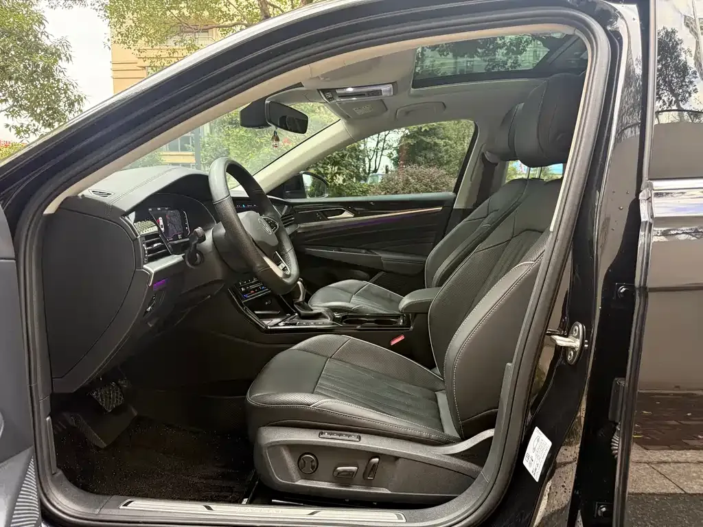 Volkswagen Passat — фото 4