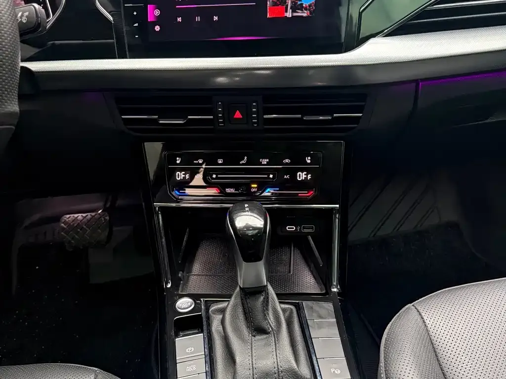 Volkswagen Passat — фото 6