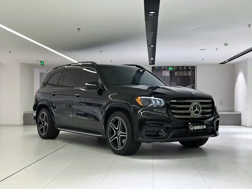 Mercedes-Benz GLS — фото 1