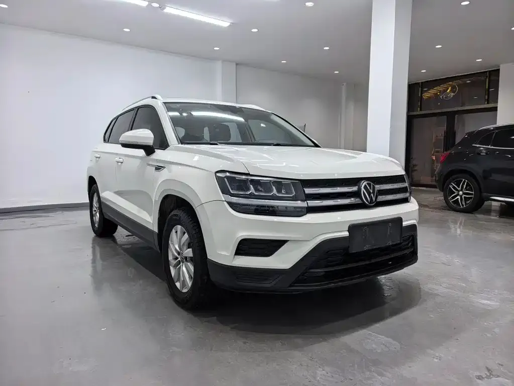 Volkswagen Tharu — фото 3