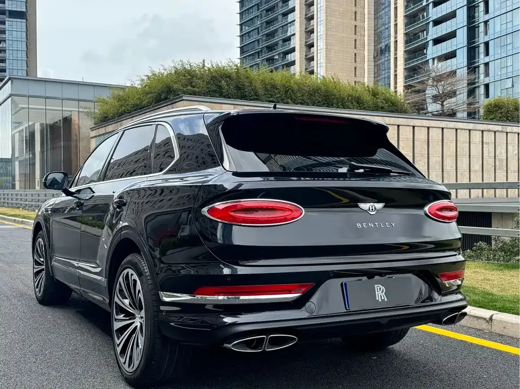 Bentley Bentayga — фото 7