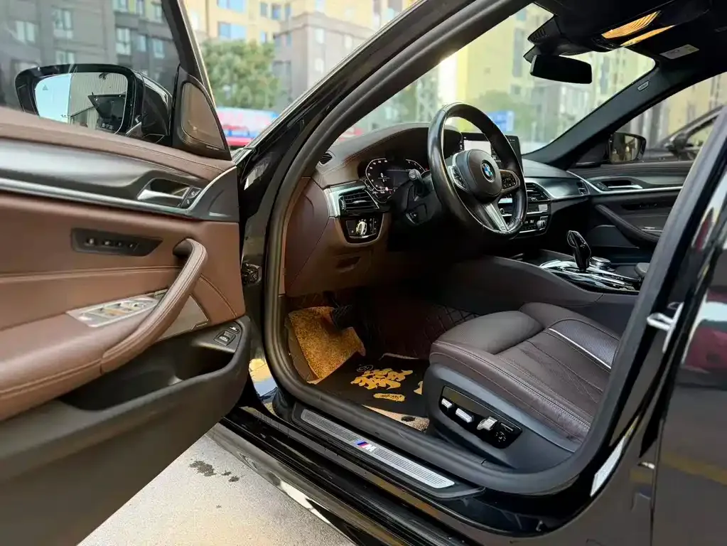 BMW 5 Series New Energy — фото 6