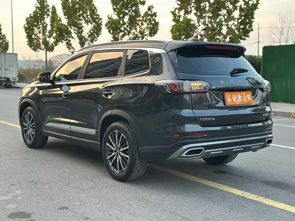 Chery Tiggo 8 — фото 10