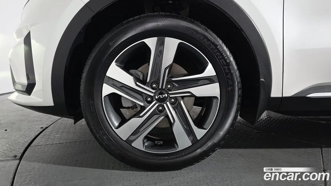 Kia Sorento — фото 5