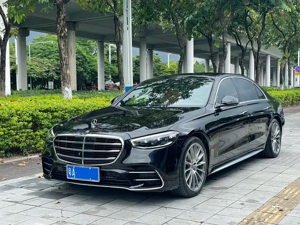 Mercedes-Benz S-Class — фото 1